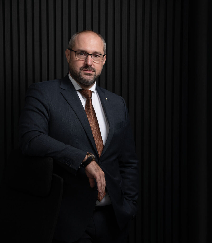 Davor Maksimović, osnivač i direktor bolnice "Be Well": Kad znanje liječi srcem, a tehnologija mu olakšava rad 3 Davor Maksimovic